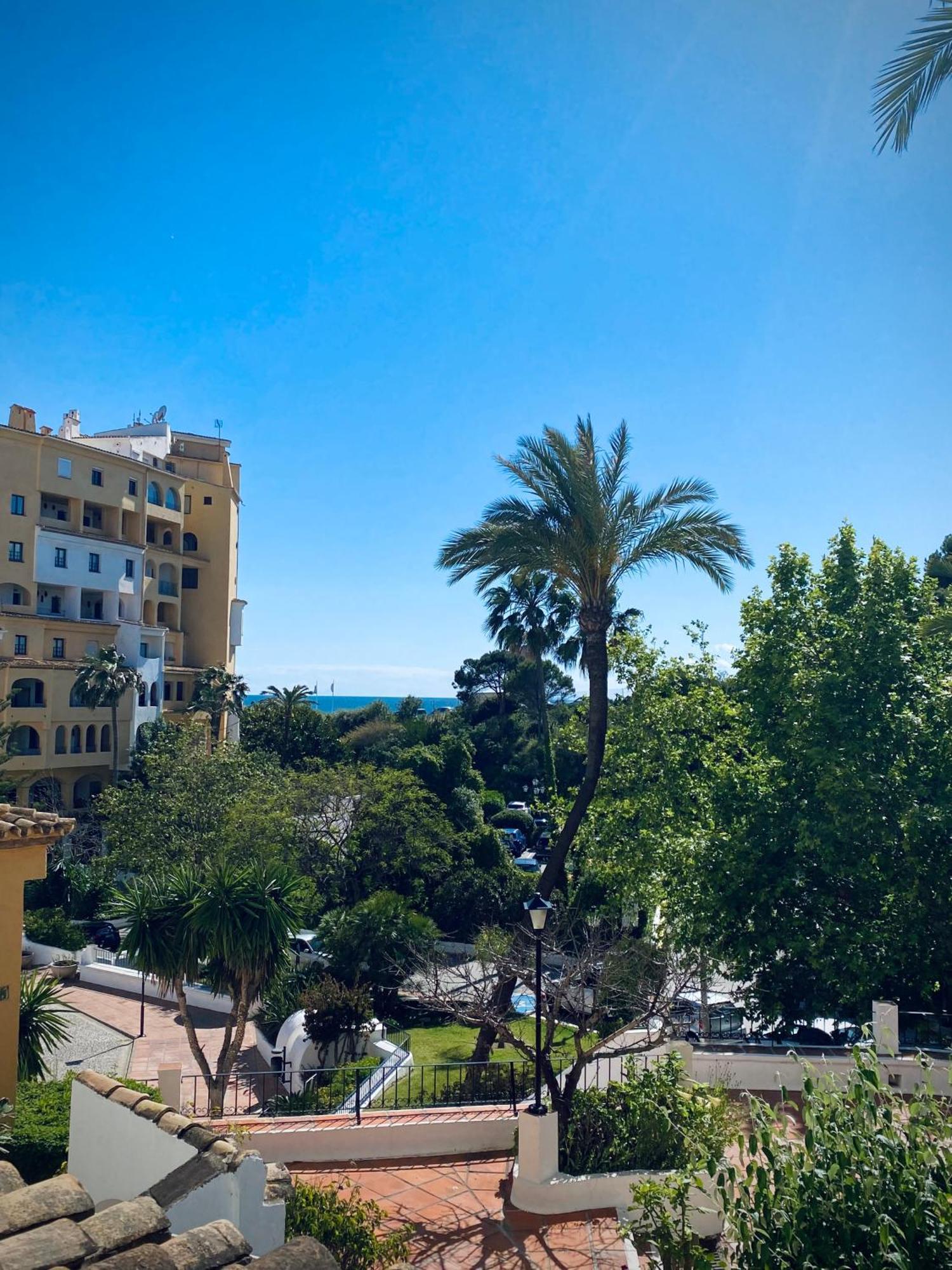 Luminoso Apartamento Para Dos Personas En Cabopino Marbella Dış mekan fotoğraf